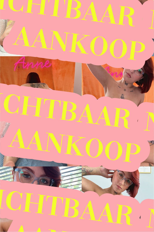 Naaktfoto's kopen van Liefs Anne met verschillende poses en expressies van een vrouw